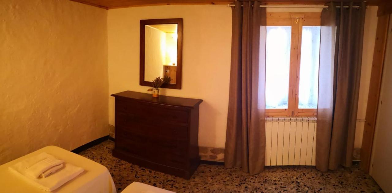 הוילה Piozzano Agriturismo Agronauta מראה חיצוני תמונה